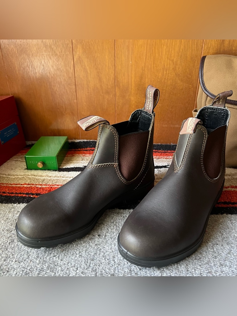 Blundstone Chelsea Boots Brown Leather - Picture 6 of 13
